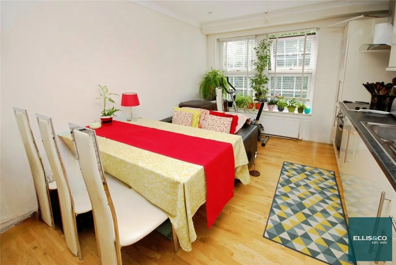 Finchley Road, Childs Hill, NW2, photo 4