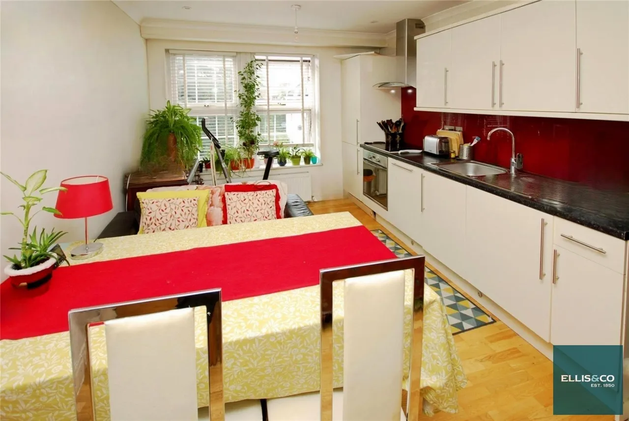 Finchley Road, Childs Hill, NW2, photo 8