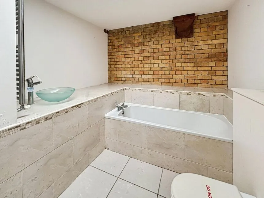 Hatton Manor, Hatton, ST21, photo 19