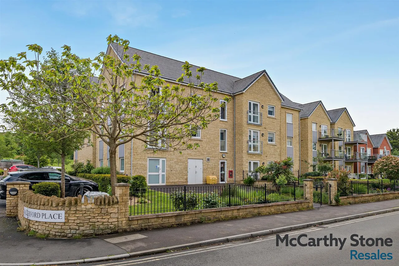 1 bed flat for sale, Westmead Lane, Chippenham, SN15