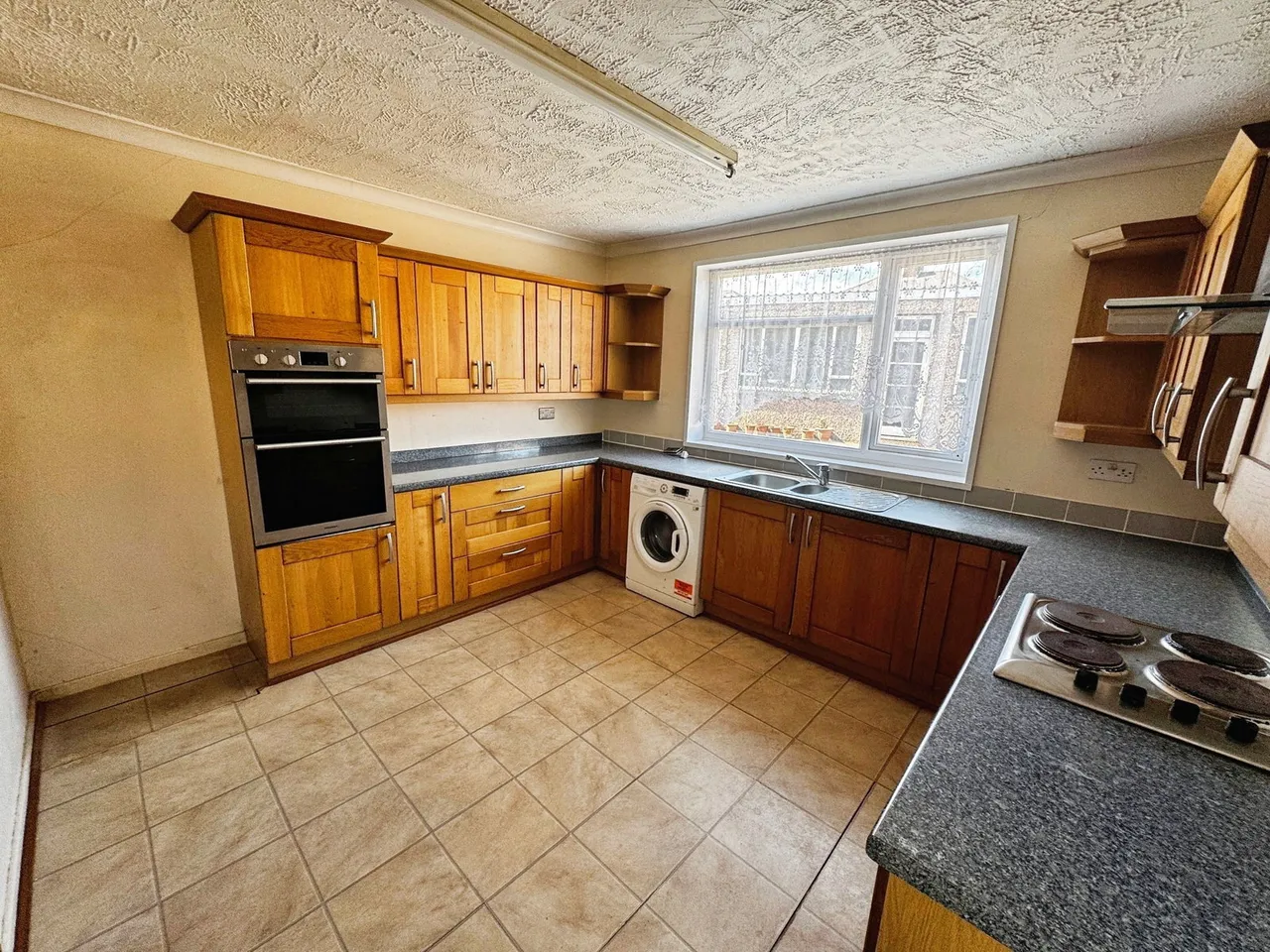 Heol Y Bronwen, Port Talbot, SA12 6NJ, photo 5