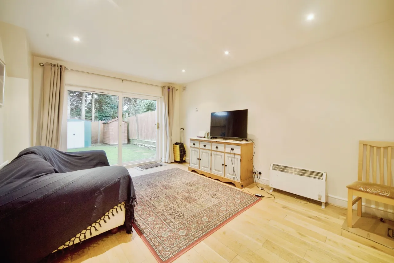 Avenue Road, London, N12, photo 5