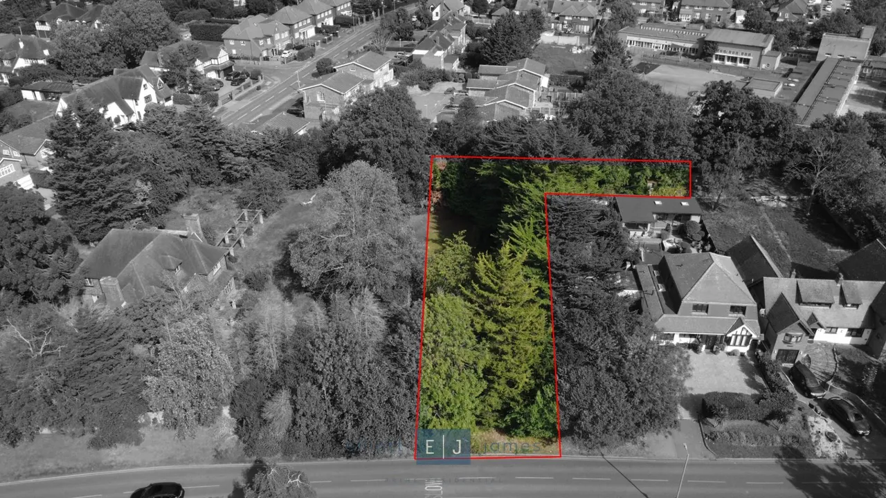 Plot 2, 52 Traps Hill, Loughton, photo 2