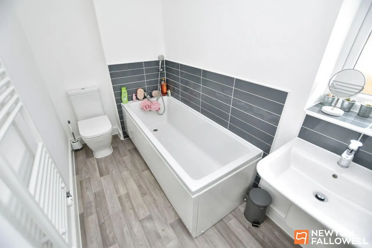 Chamomile Road, Shepshed, LE12, photo 15
