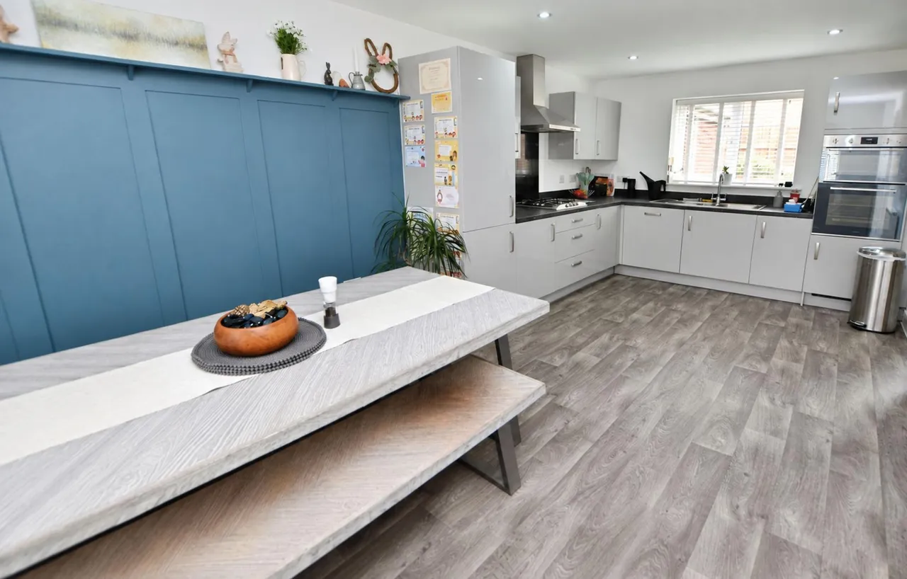 Chamomile Road, Shepshed, LE12, photo 2