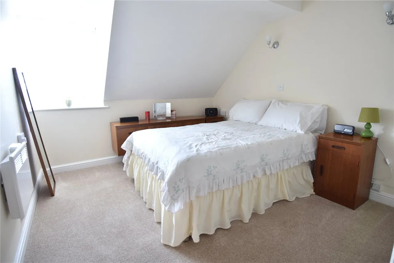 Kingfisher Court, Woodfield Road, Droitwich, Worcestershire, WR9 8UU, photo 5