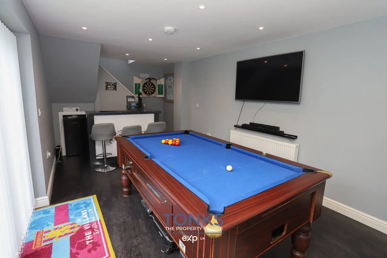 Cavalier Drive, Halesowen, B63 4SQ, photo 9