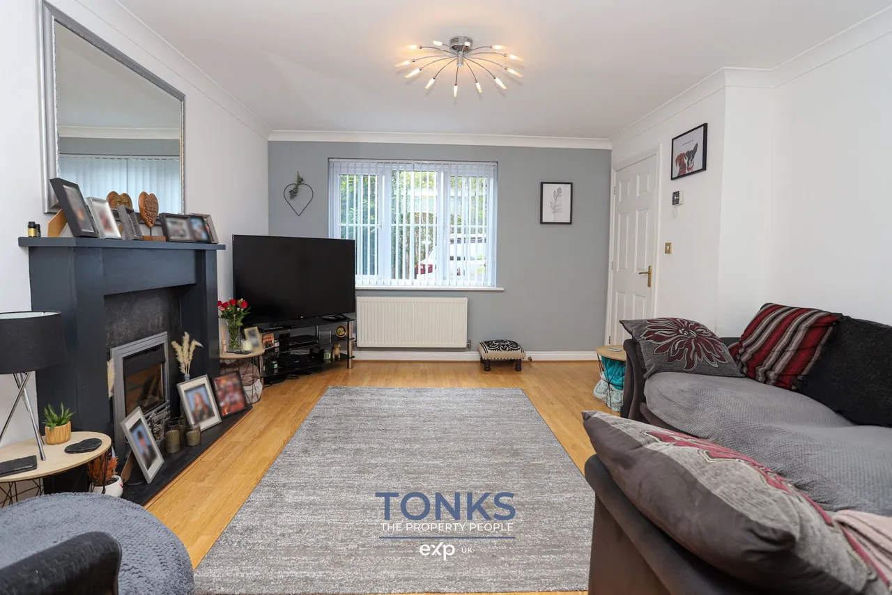 Cavalier Drive, Halesowen, B63 4SQ, photo 6