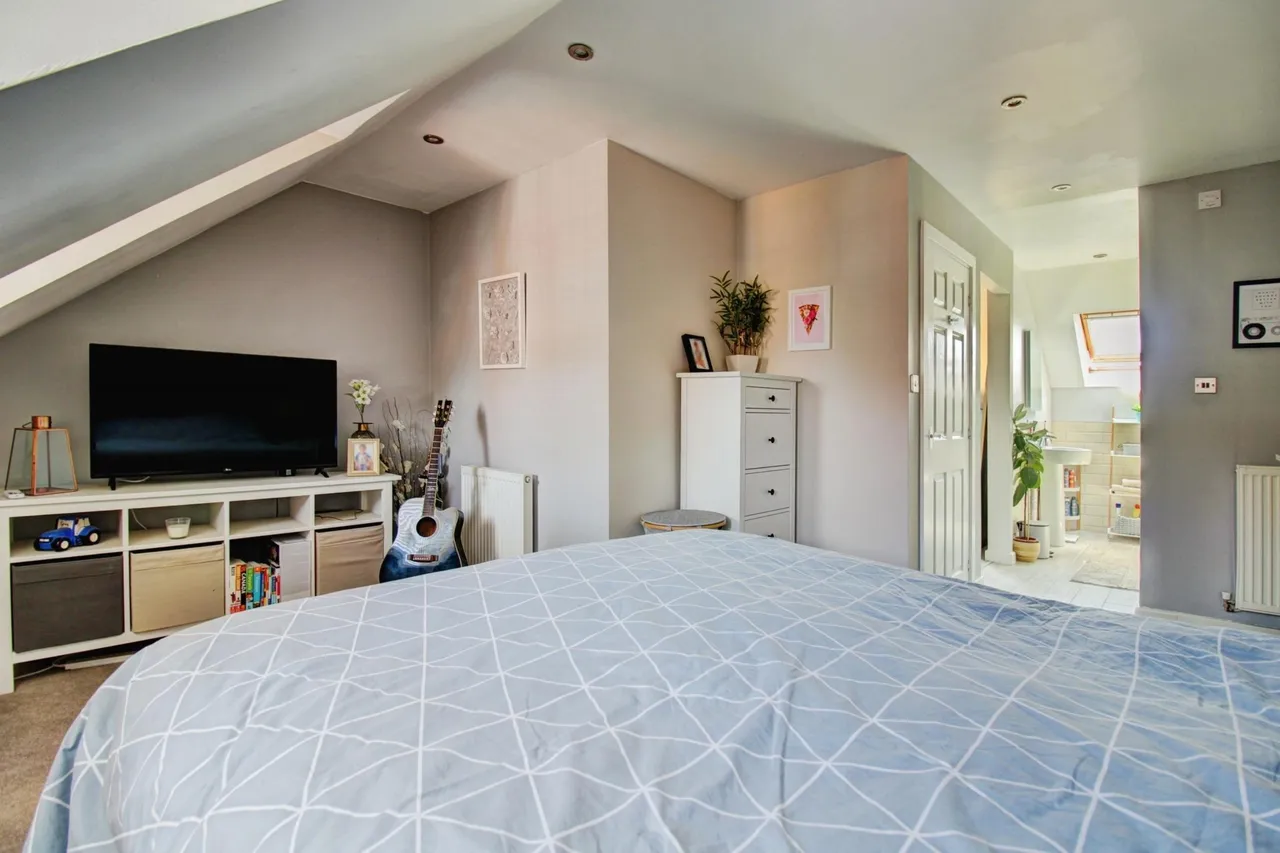 Deykin Road, Lichfield, WS13, photo 9