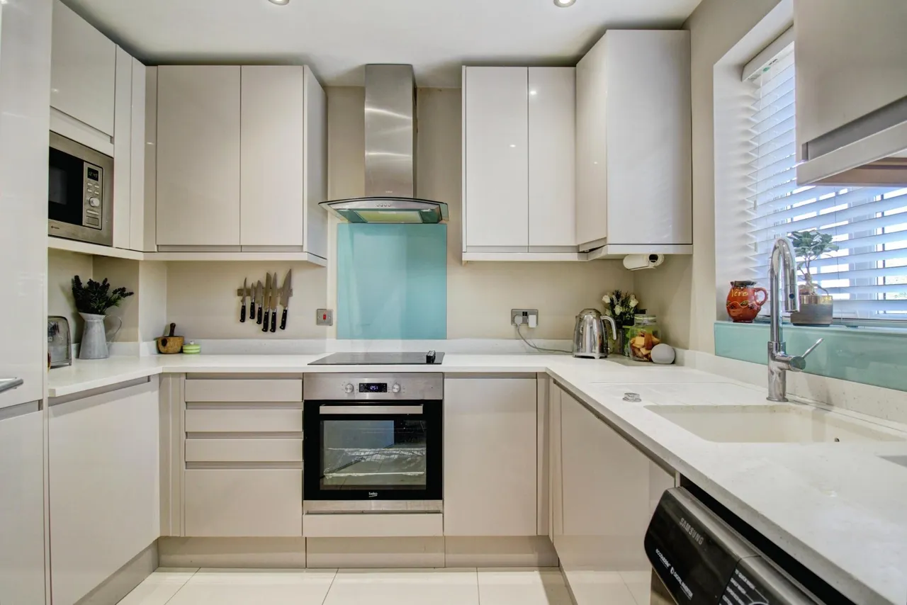 Deykin Road, Lichfield, WS13, photo 7