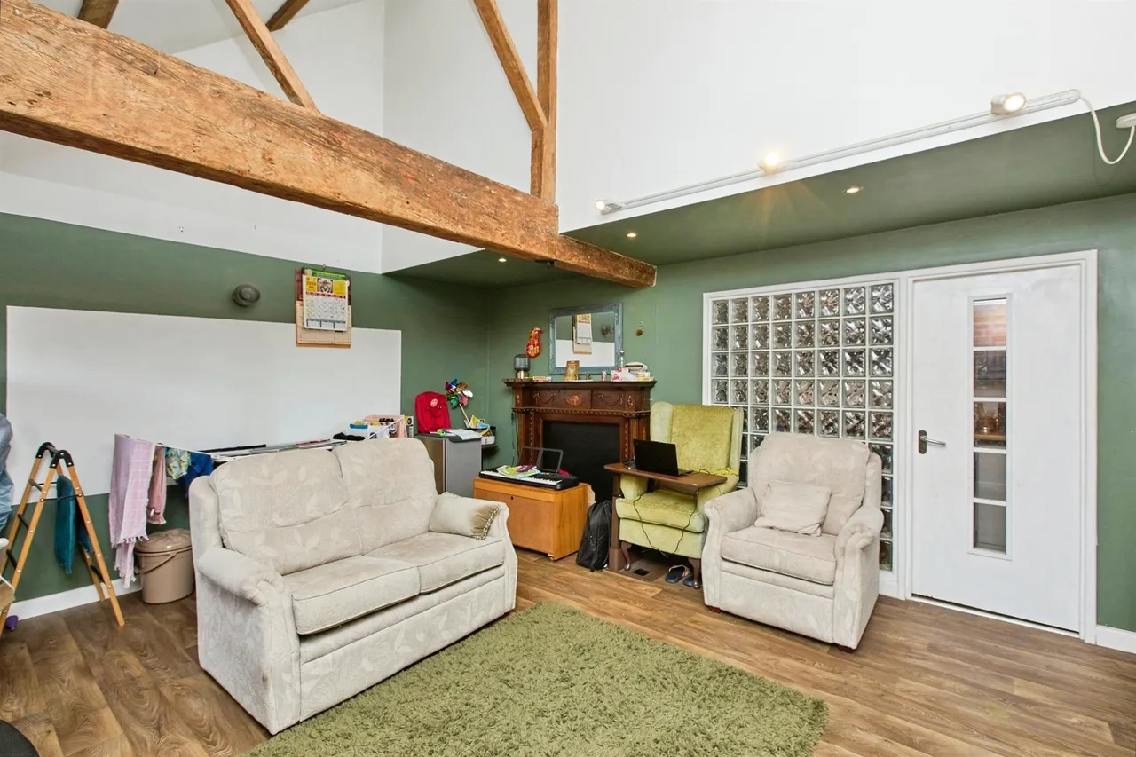 Horninglow Street, Burton-On-Trent, DE14, photo 16