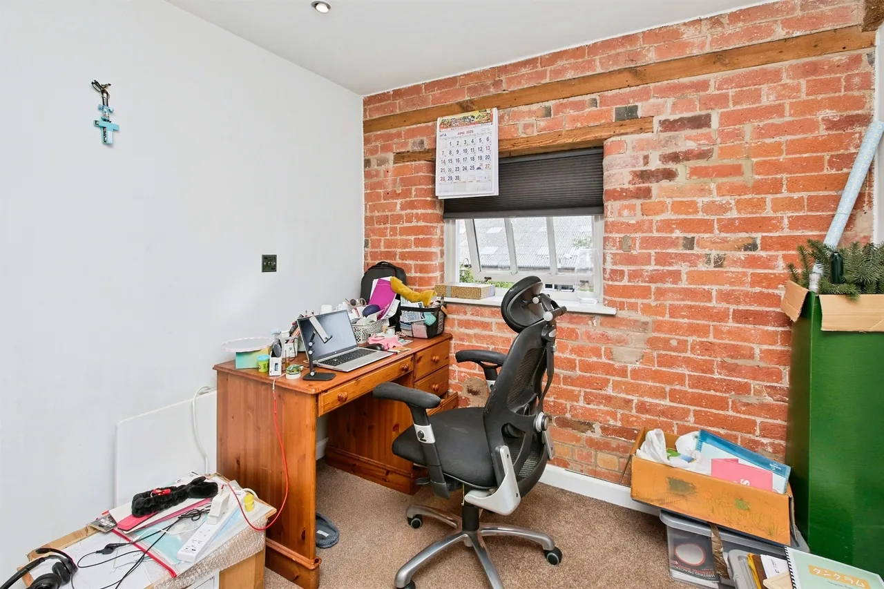 Horninglow Street, Burton-On-Trent, DE14, photo 11