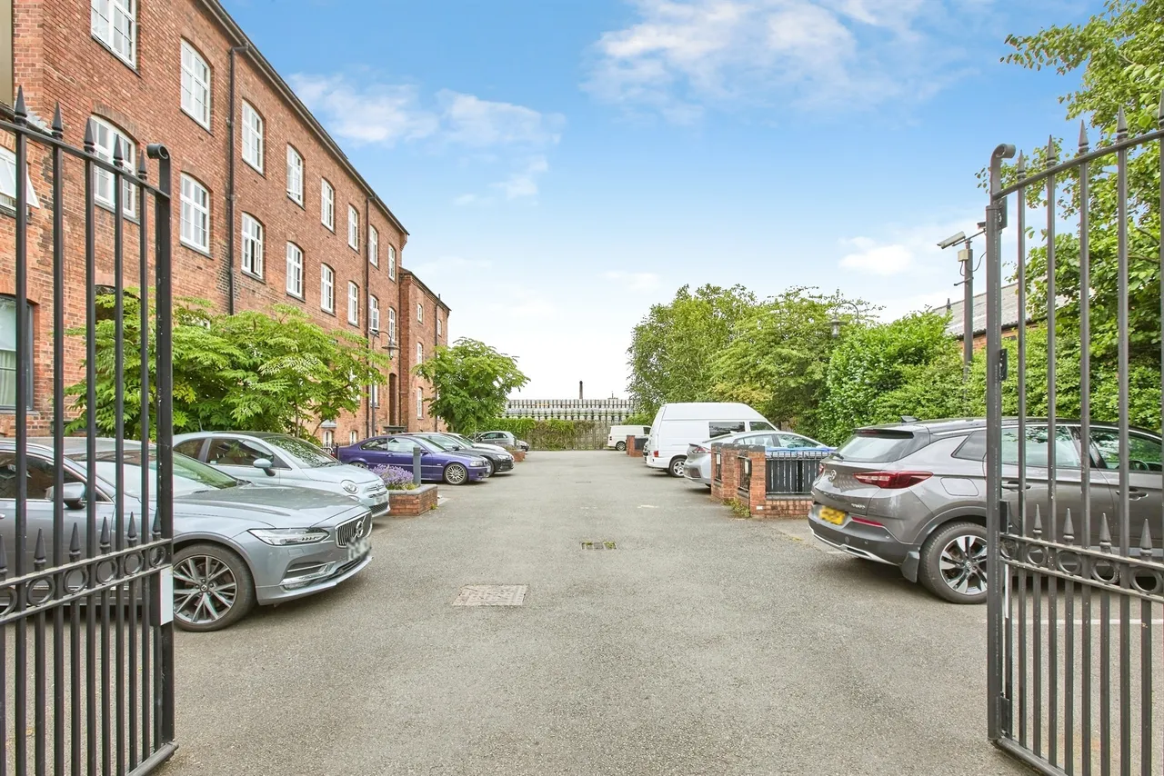 Horninglow Street, Burton-On-Trent, DE14, photo 5