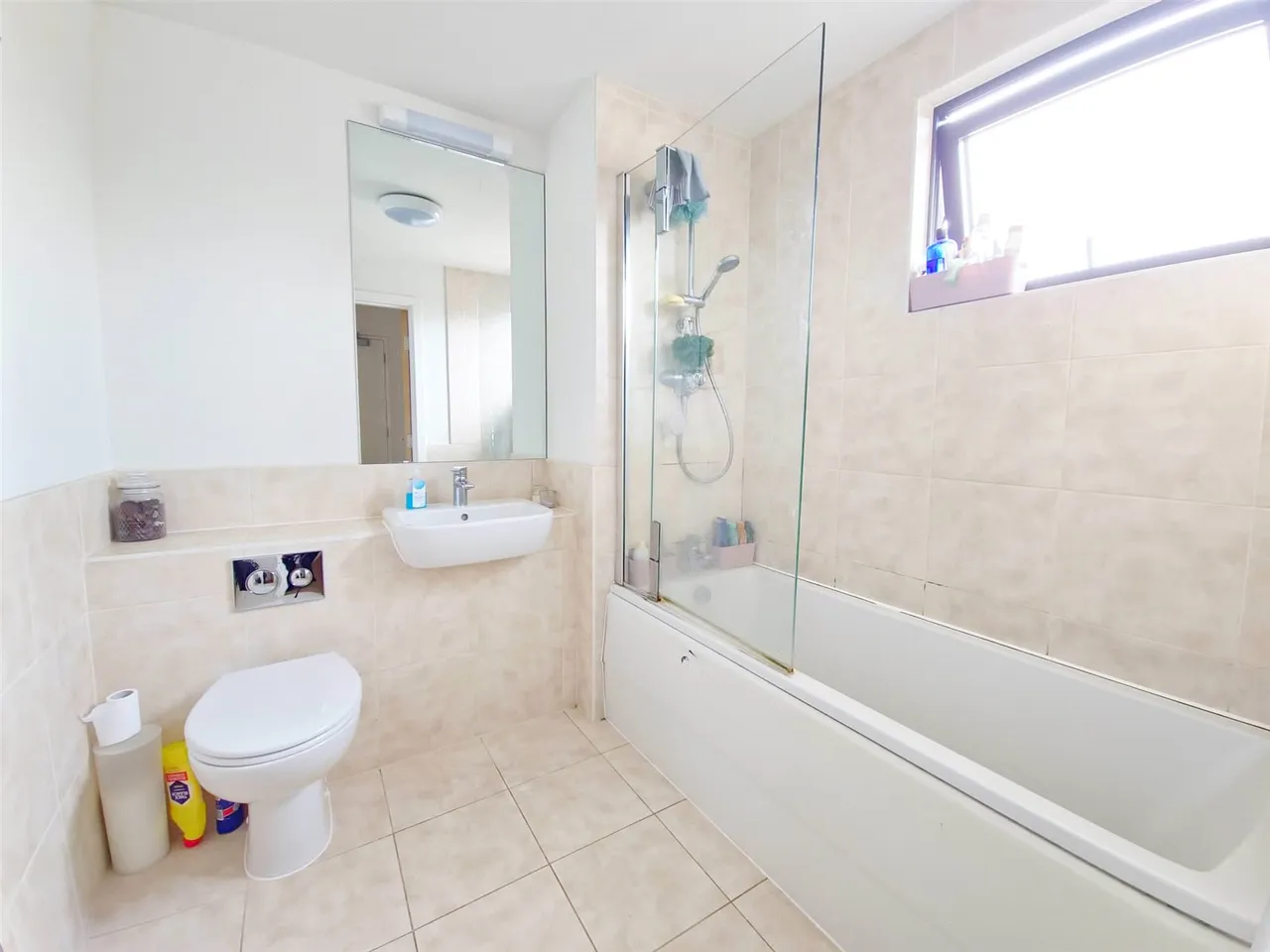 Suttons Lane, Hornchurch, RM12, photo 5