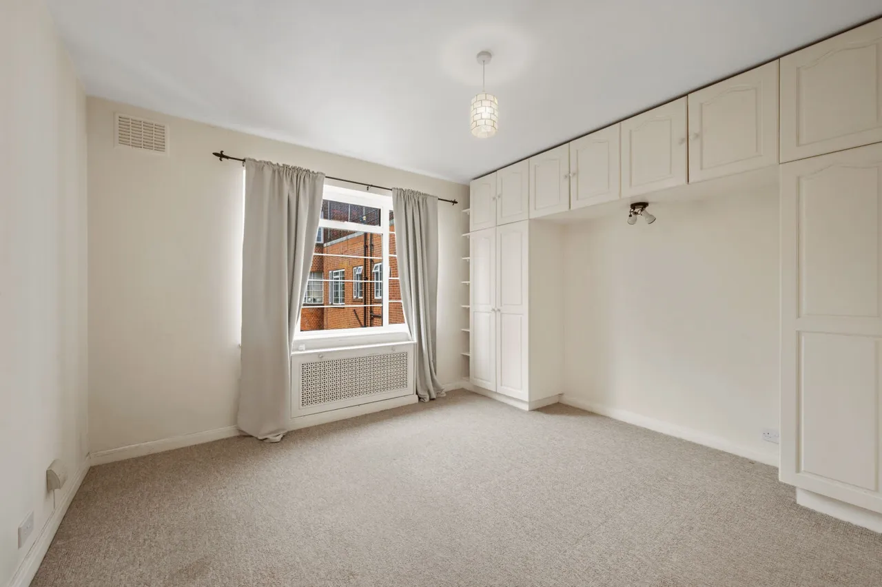 Wyke Road, Raynes Park, SW20, photo 2