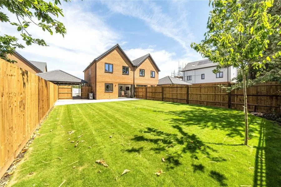 Poppy Lane, Deepcut, GU16, photo 13