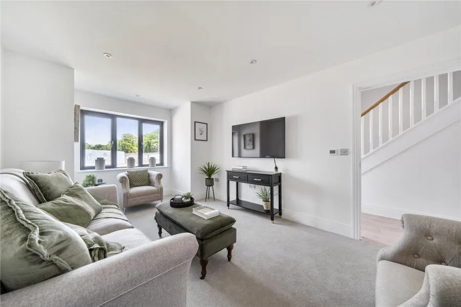 Poppy Lane, Deepcut, GU16, photo 4
