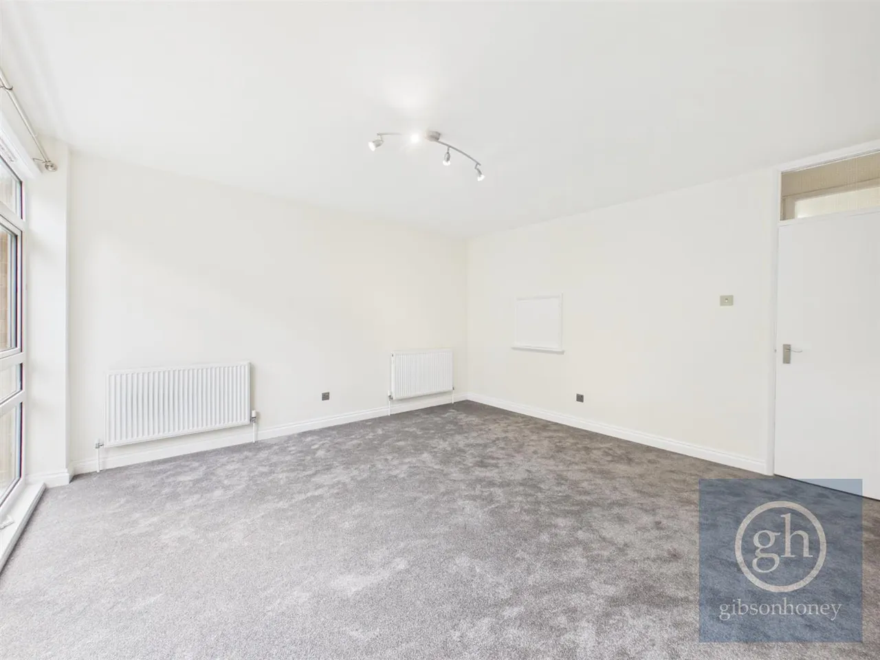Moss Lane, Pinner, HA5 3AP, photo 4