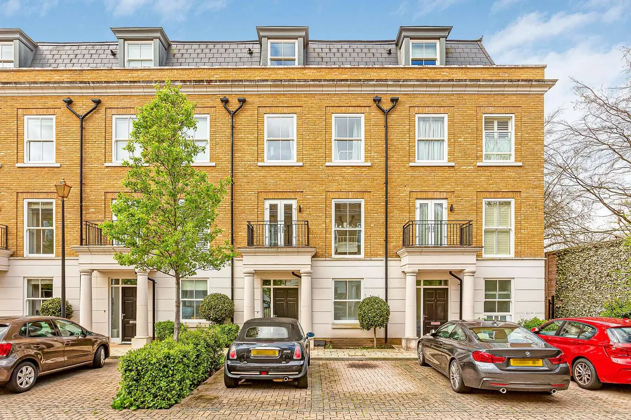 4 bed house for sale — Brewery Lane, Twickenham, TW1 1AW