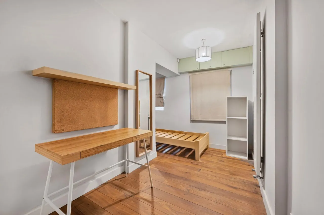 Caversham Road, London, NW5, photo 9