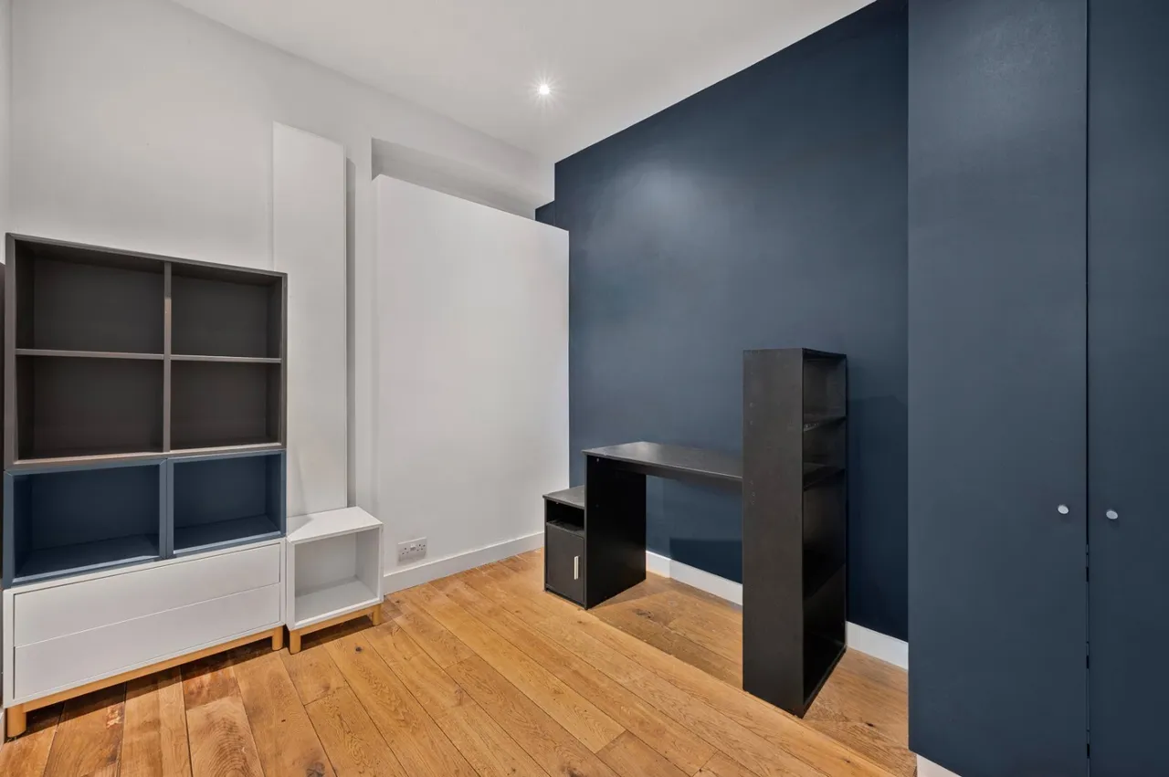 Caversham Road, London, NW5, photo 11