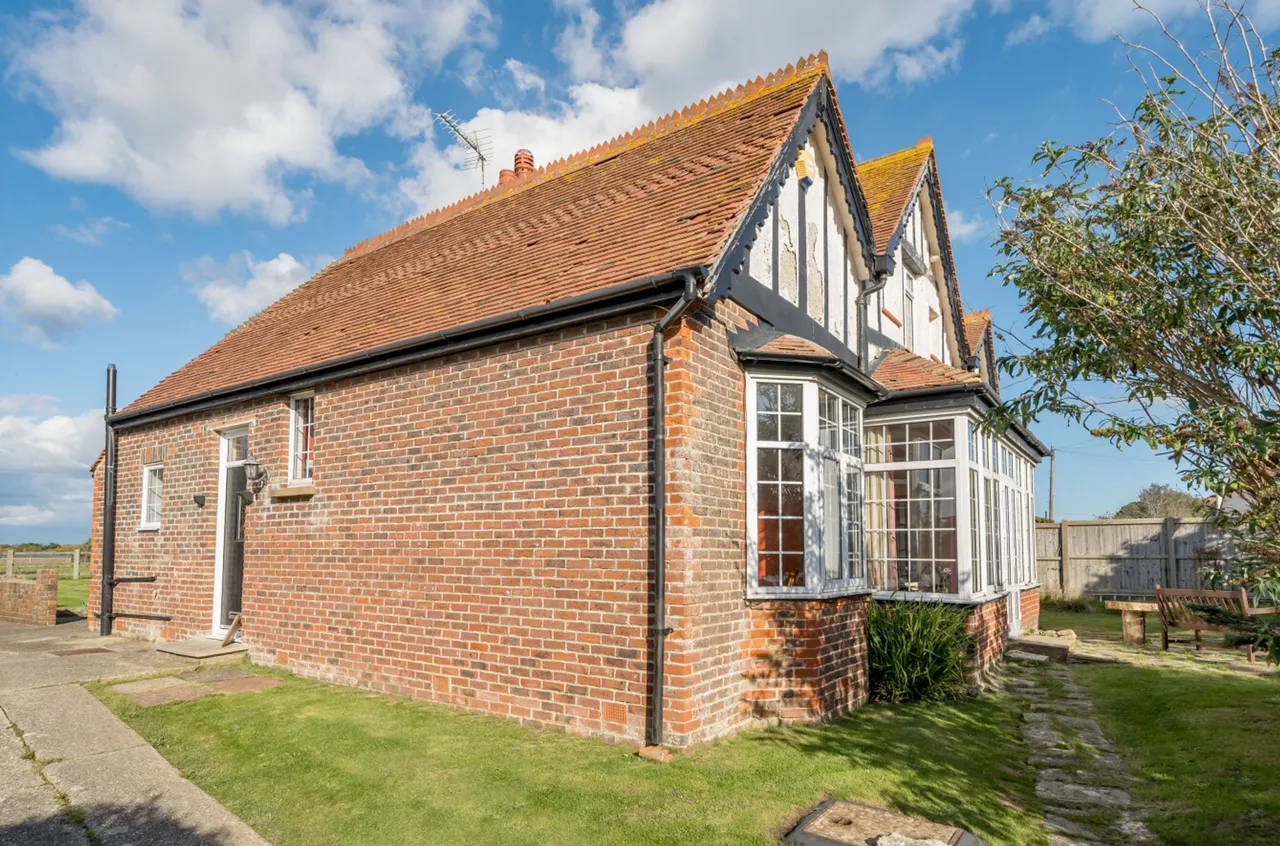 West Street, Selsey, PO20, photo 22