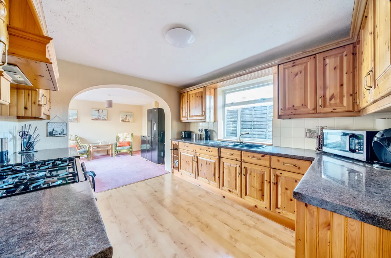West Street, Selsey, PO20, photo 6