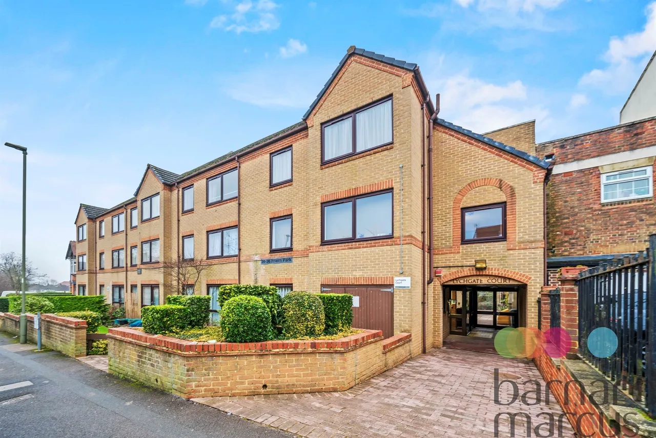 1 bed retirement property for sale, Friern Park, London, N12