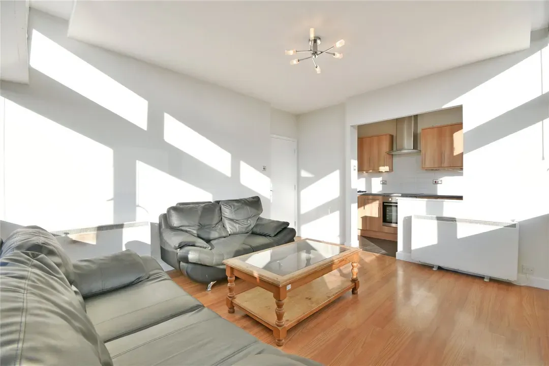 Newington Causeway, Elephant Castle, London, SE1, photo 9