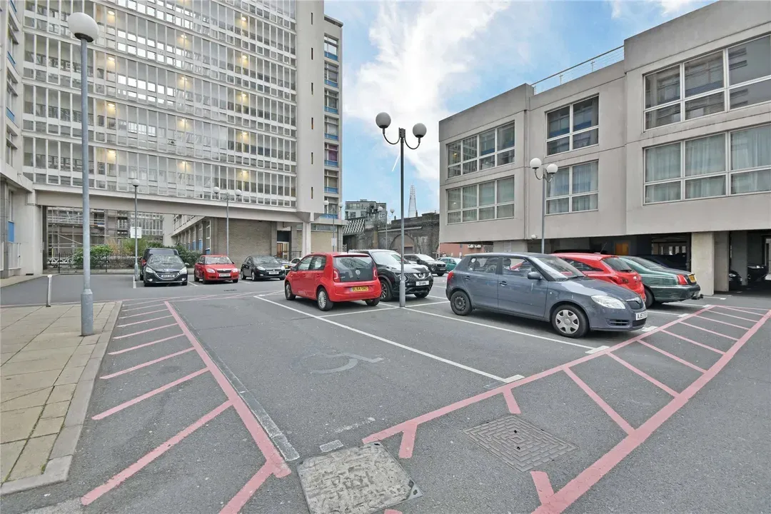 Newington Causeway, Elephant Castle, London, SE1, photo 15