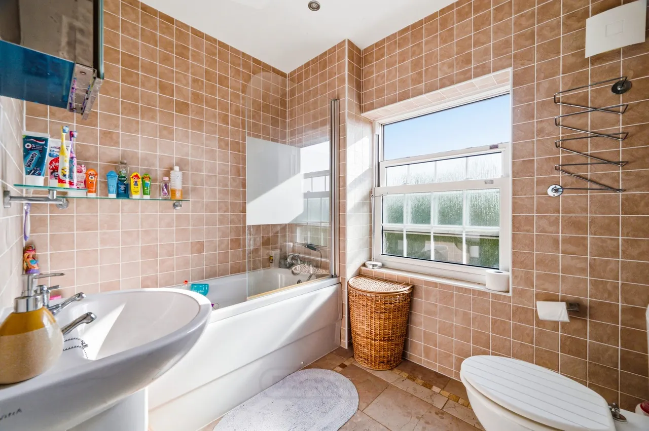 Blacksmiths Way, Woburn Sands, Milton Keynes, Milton Keynes, MK17 8GN, photo 18