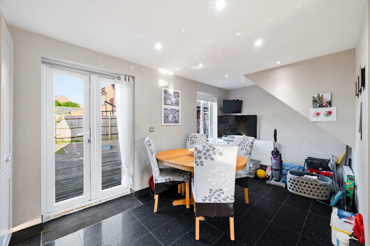 Blacksmiths Way, Woburn Sands, Milton Keynes, Milton Keynes, MK17 8GN, photo 5