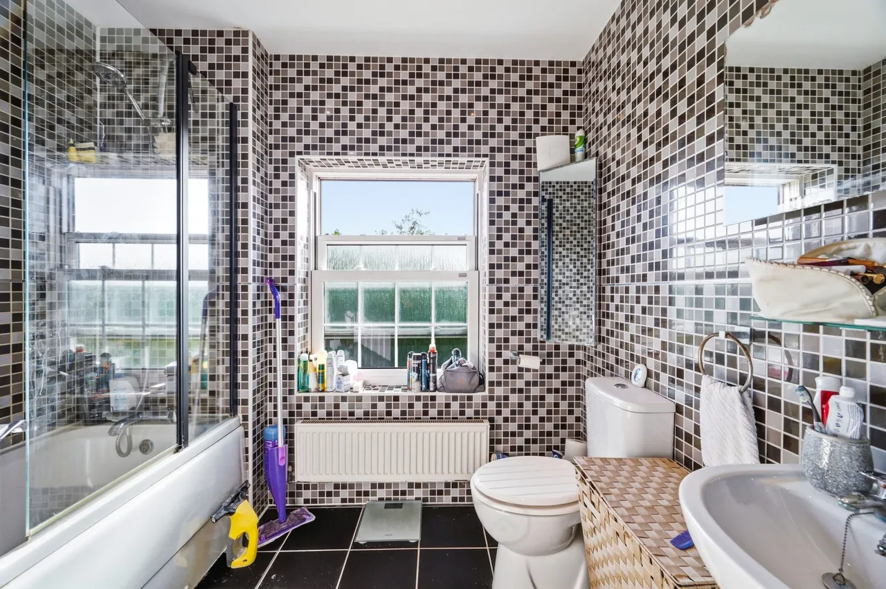 Blacksmiths Way, Woburn Sands, Milton Keynes, Milton Keynes, MK17 8GN, photo 17