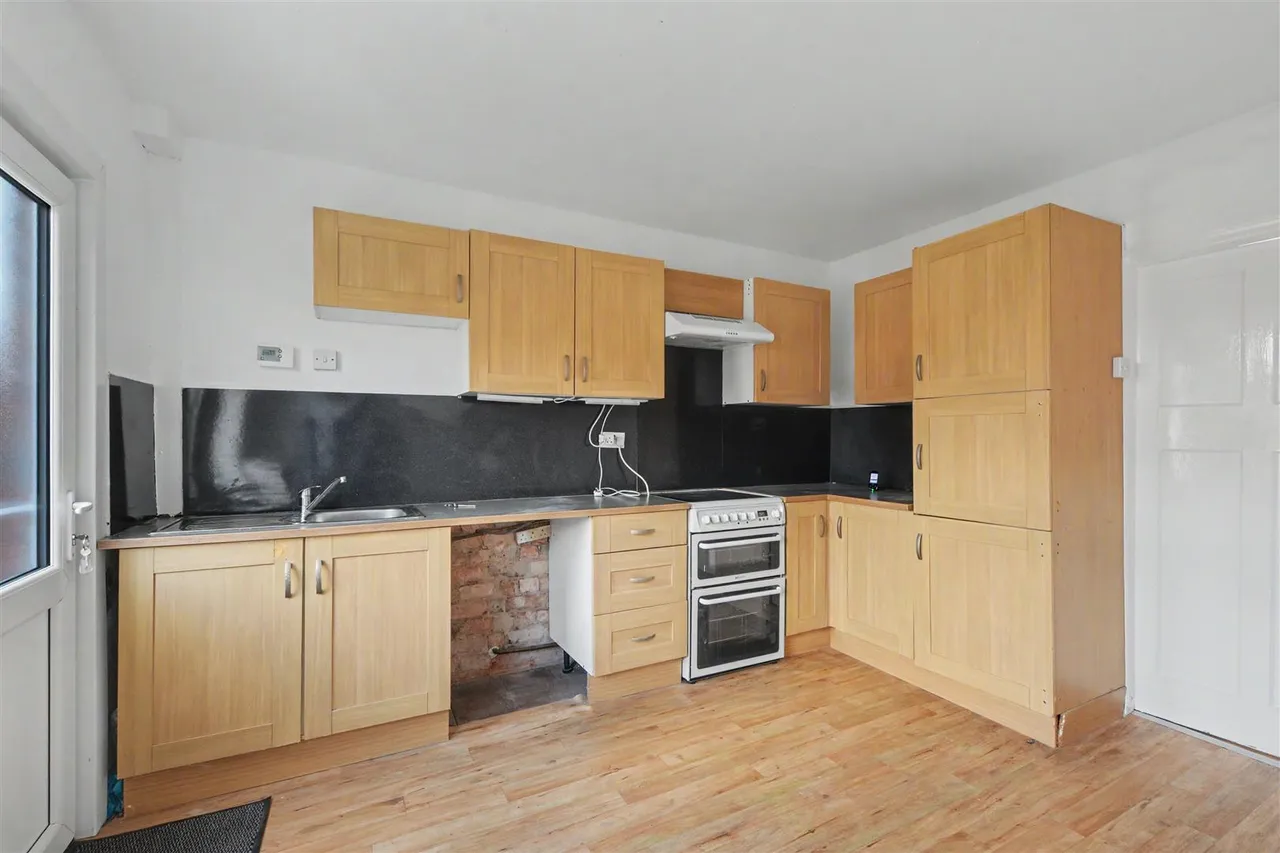 George Avenue, Beeston, NG9, photo 6