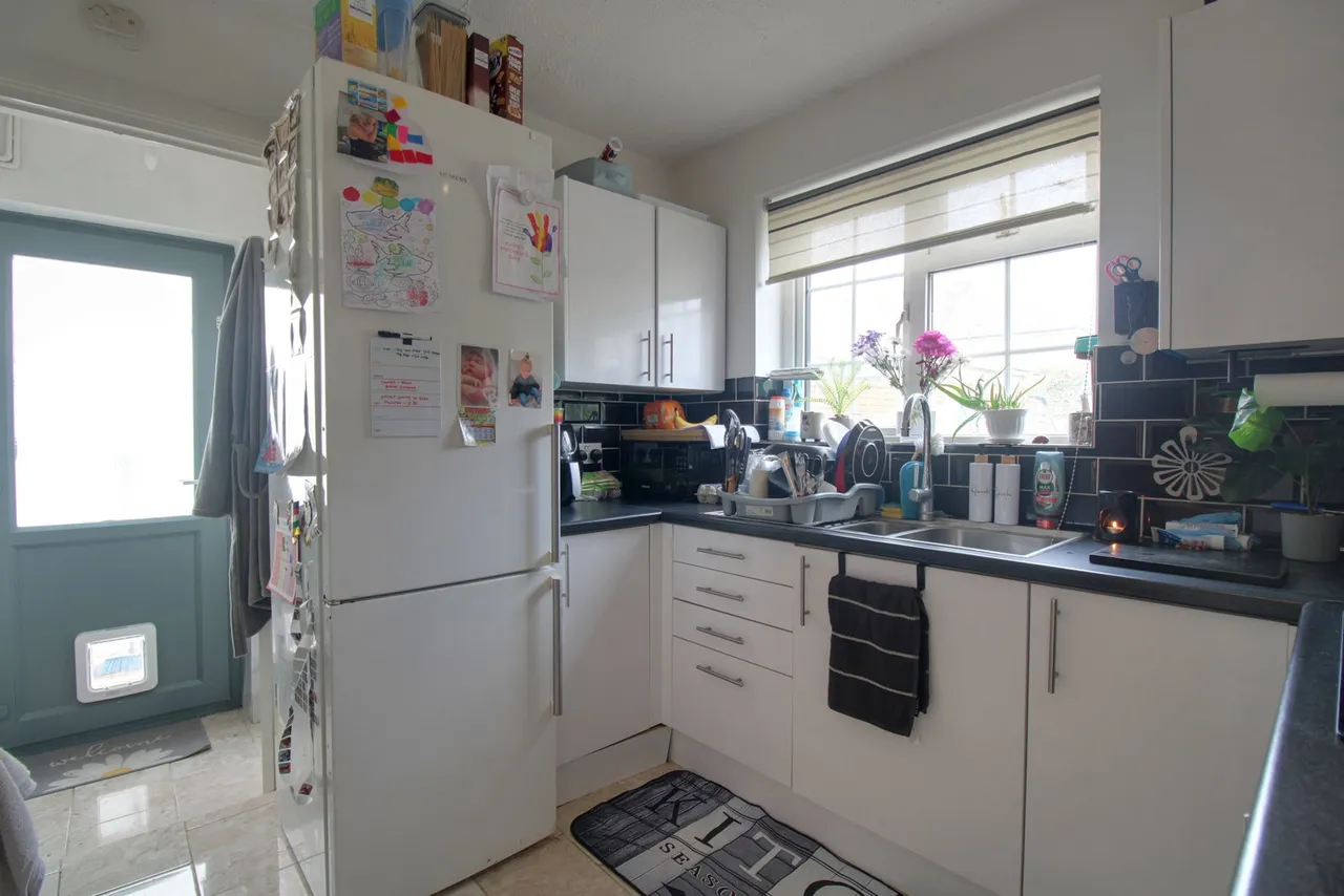 Hove, BN3, photo 3