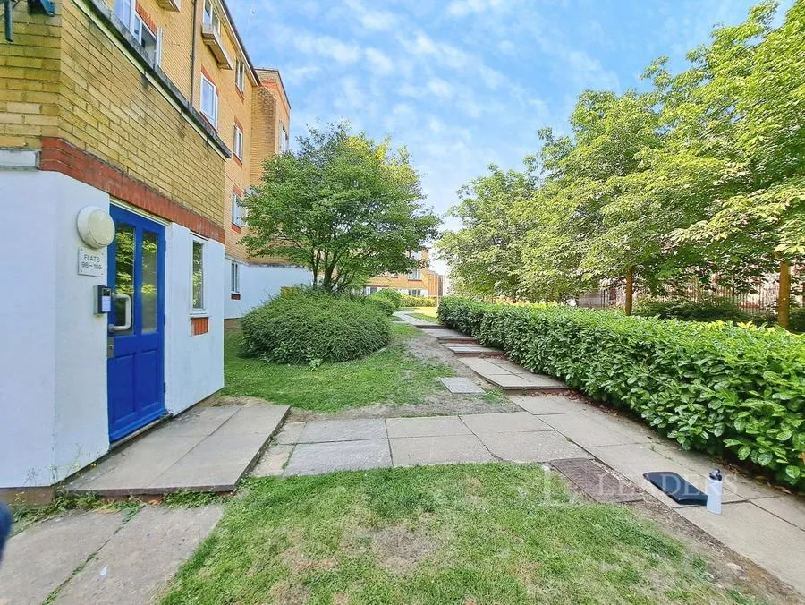 Dadswood, Harlow, CM20, photo 2