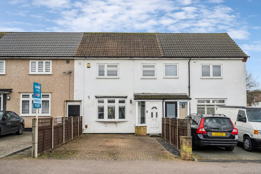 2 bed house for sale — Ashridge Drive, Watford, Watford, WD19 6TQ