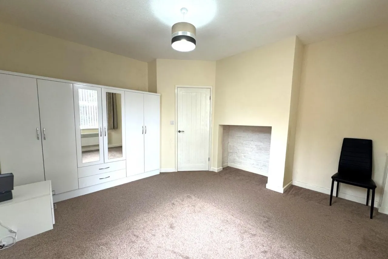 Cross Street, Chesterfield, S40, photo 8