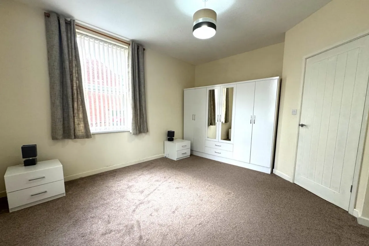 Cross Street, Chesterfield, S40, photo 6