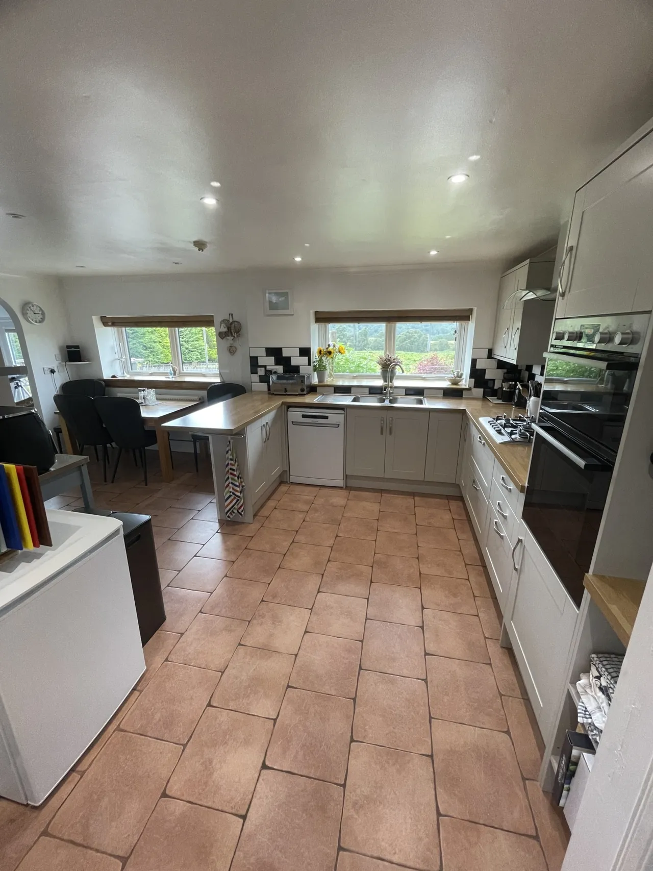 Aberchalder, Invergarry, Inverness-shire, PH35 4HN, photo 5