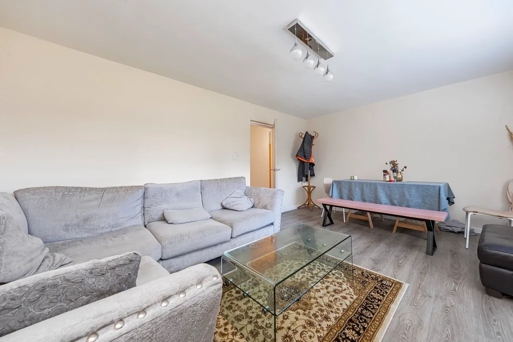 Rickmansworth Road, Pinner, HA5, photo 8
