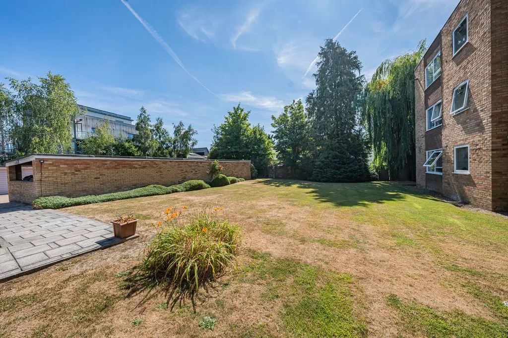Rickmansworth Road, Pinner, HA5, photo 12