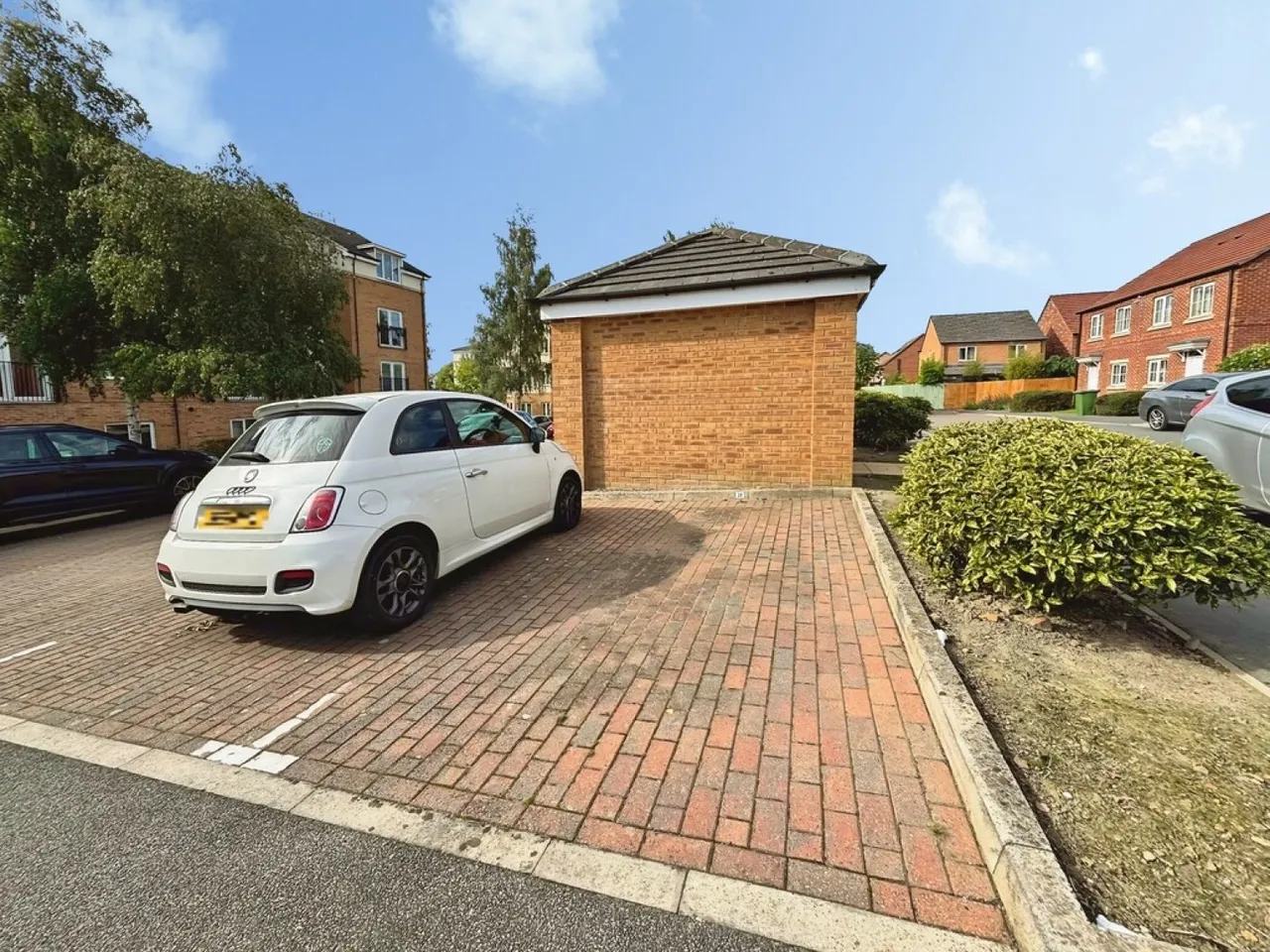 Cedar Drive, Seacroft, LS14, photo 7