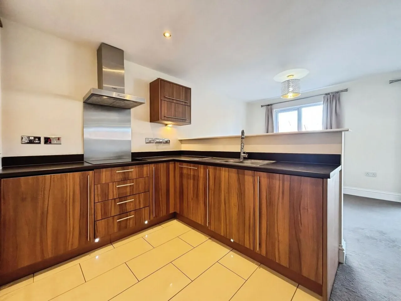 Cedar Drive, Seacroft, LS14, photo 6