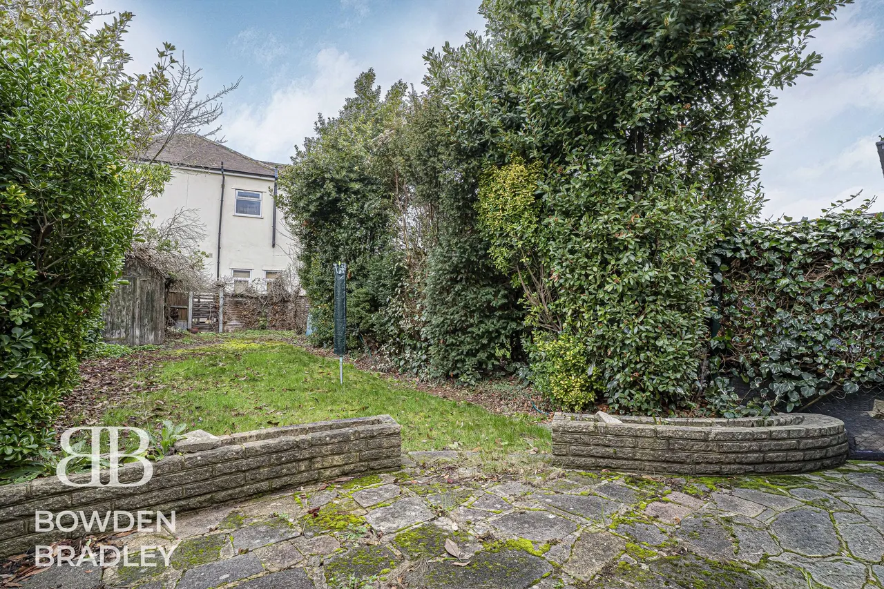 Wanstead Lane, Ilford, IG1, photo 20