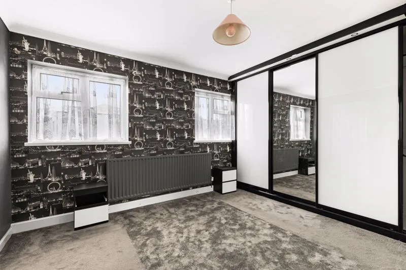 Molesey Road, Walton-On-Thames KT12 3PF, photo 6