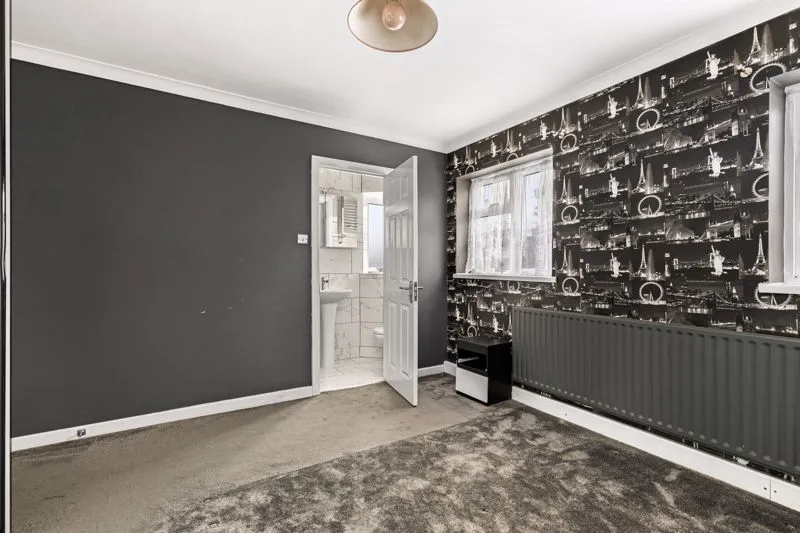 Molesey Road, Walton-On-Thames KT12 3PF, photo 7