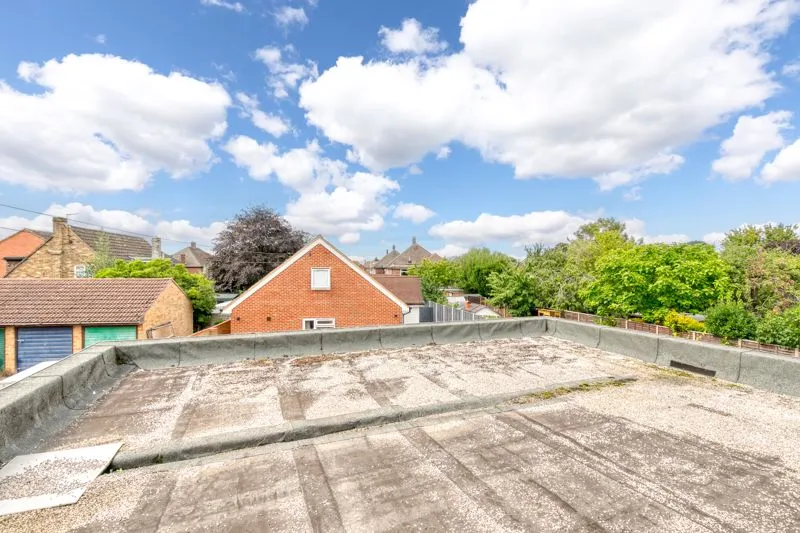 Molesey Road, Walton-On-Thames KT12 3PF, photo 12