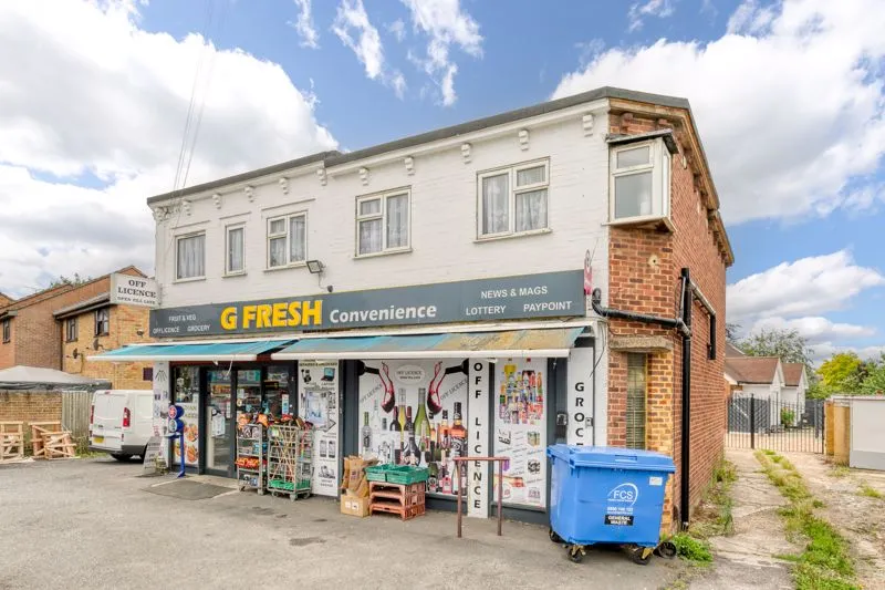 Molesey Road, Walton-On-Thames KT12 3PF, photo 4