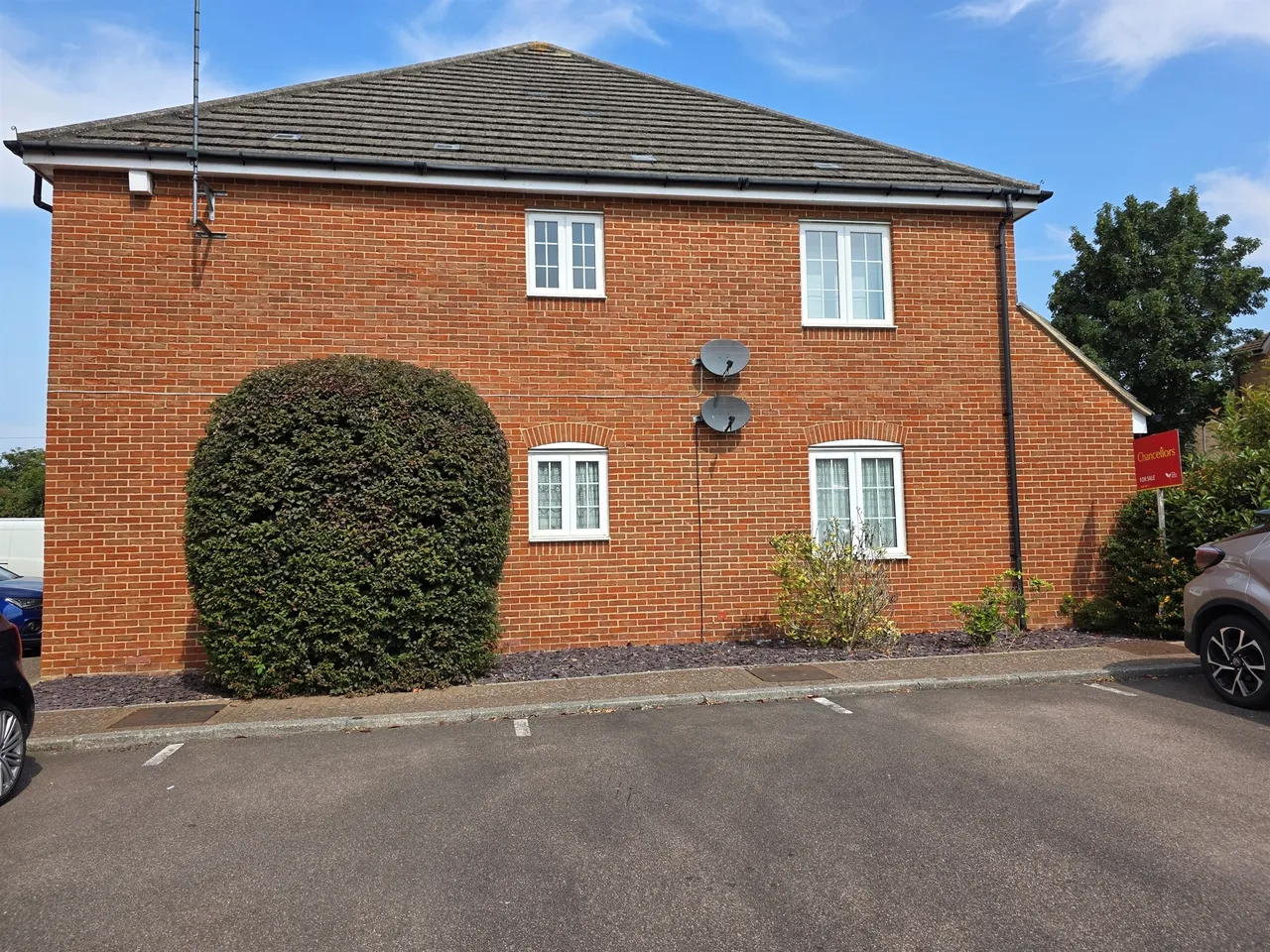 Hancock Close, Aylesbury, HP21, photo 15